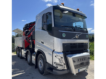 Camion cu macara VOLVO