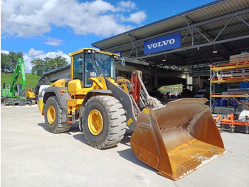 Încărcător frontal pe pneuri VOLVO L110H