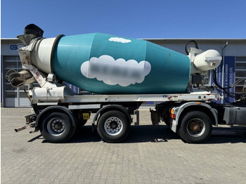 Semiremorcă betonieră