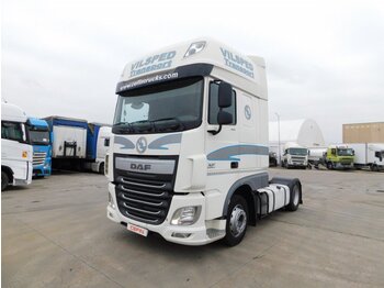 Cap tractor DAF XF 460