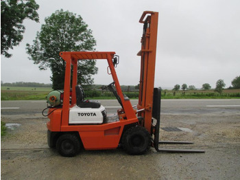 Motostivuitor TOYOTA FG 18
