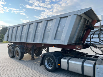 : fotografie din antet