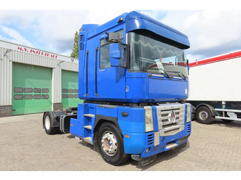Cap tractor RENAULT Magnum 480
