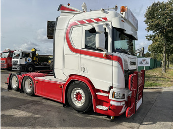 Cap tractor SCANIA R 500