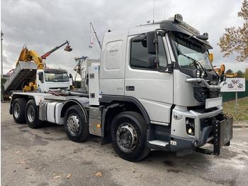 Camion cu cârlig VOLVO FMX 500