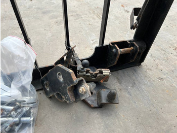 Cabină și interior pentru Utilaje constructii Cat 313E / 320F / 323E / 325F / 329E / 330F / 336E / 3: Foto 5 Cabină și interior pentru Utilaje constructii Cat 313E / 320F / 323E / 325F / 329E / 330F / 336E / 3: Foto 5