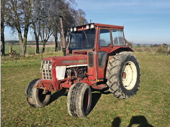 Tractor agricol INTERNATIONAL