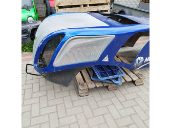 Caroserie și exterior NEW HOLLAND
