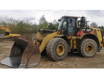 Încărcător frontal pe pneuri CATERPILLAR 966K