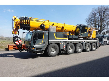 Macara tot teren LIEBHERR