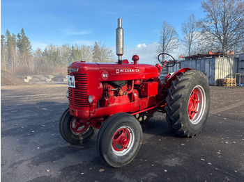 Tractor agricol McCORMICK