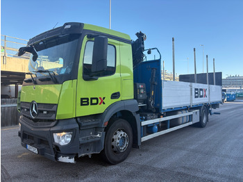 Camion cu macara MERCEDES-BENZ Actros