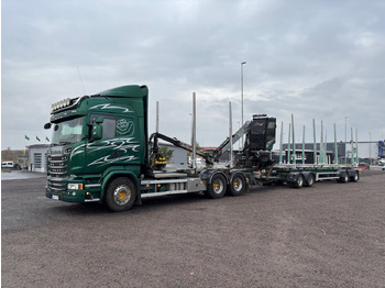 Camion forestier SCANIA R 580