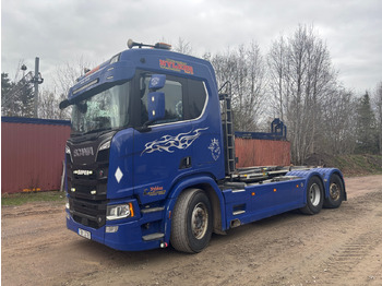 Camion cu cârlig SCANIA R 650