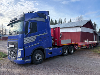 Camion VOLVO