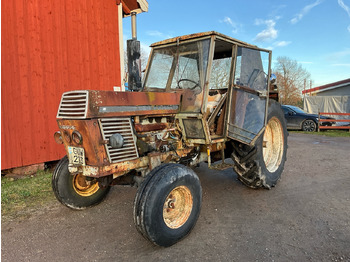Tractor agricol URSUS