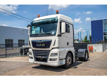Cap tractor MAN TGX 18.460