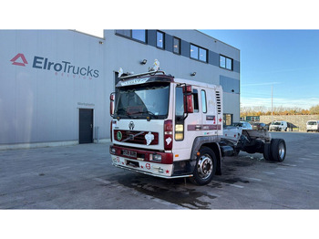 Camion şasiu VOLVO FL6 220