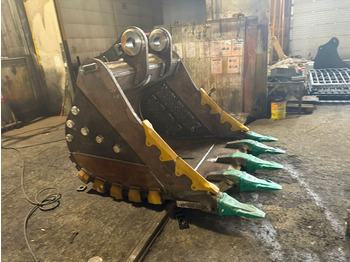 Cupă excavator pentru Excavator pe şenile CAT 349 Armored Heavy Duty Bucket: Foto 3