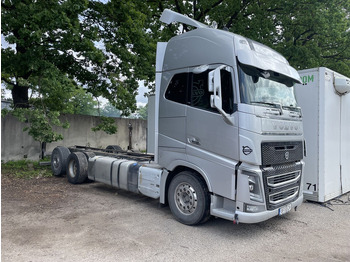 Camion şasiu VOLVO FH