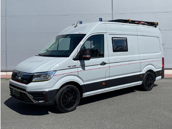 Automobil