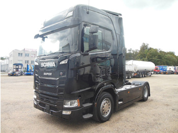 Cap tractor SCANIA S 540
