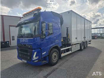 Camion cu macara VOLVO FM