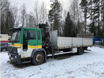 Camion cu macara VOLVO FL
