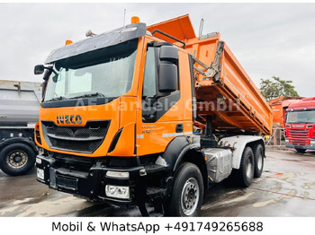 Camion basculantă IVECO Trakker
