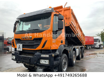 Camion basculantă IVECO Trakker