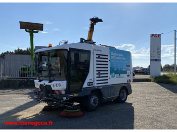 : fotografie din antet