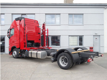 Camion transport auto Volvo FH 13 XL 460 TC Neue fur Kassbohrer: Foto 4