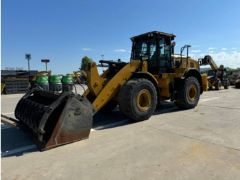 Încărcător frontal pe pneuri CATERPILLAR 962M