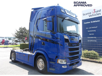 Cap tractor SCANIA S 520