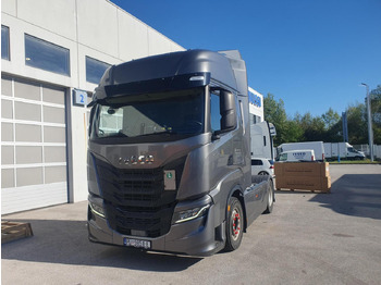 Cap tractor IVECO S-WAY