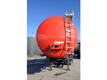 Semiremorcă cisternă Schwarzmüller C203 / C12, 2 Kammern, Bitumen, 33'000L Schwarzmüller C203 / C12, 2 Kammern, Bitumen, 33'000L: Foto 2 Semiremorcă cisternă Schwarzmüller C203 / C12, 2 Kammern, Bitumen, 33'000L Schwarzmüller C203 / C12, 2 Kammern, Bitumen, 33'000L: Foto 2