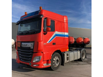 Cap tractor DAF XF 460
