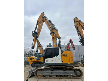 Excavator pe şenile LIEBHERR R 936