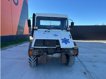 Cap tractor Mercedes-Benz Unimog U130 4x4: Foto 3 Cap tractor Mercedes-Benz Unimog U130 4x4: Foto 3