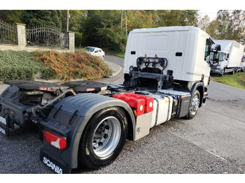 Cap tractor Scania P450: Foto 5