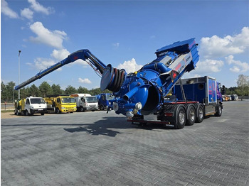 Maşină pentru vidanjări SCANIA