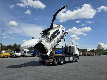 Maşină pentru vidanjări SCANIA 1