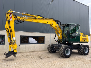 Excavator pe roţi ATLAS