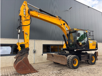 Excavator pe roţi JCB JS145W