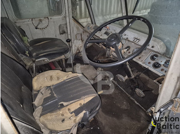 Tractor agricol Chtz T-150K: Foto 4 Tractor agricol Chtz T-150K: Foto 4