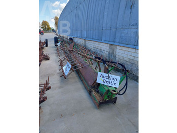 Maşină pentru prelucrarea solului