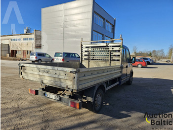 Autoutilitară cu platformă Renault Master: Foto 3