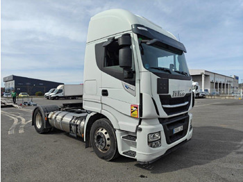 Cap tractor IVECO Stralis 440