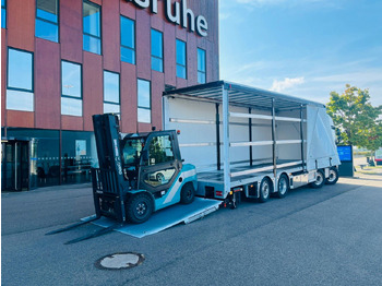 Camion cu prelată VOLVO FH 500
