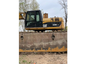 Excavator plutitoare CATERPILLAR 320D